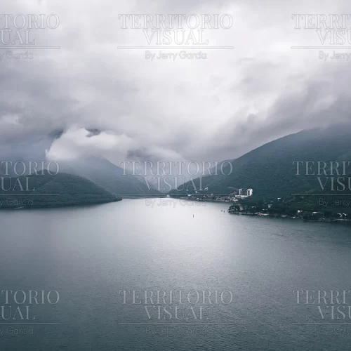 Lago en Bruma – Presa de la Boca, Nuevo León