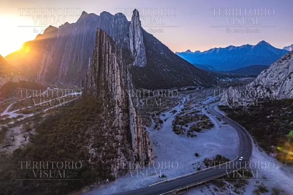 Aguja del Horizonte – La Huasteca, Santa Catarina