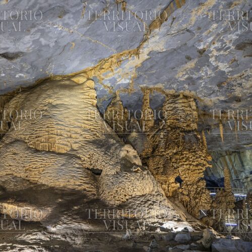 Catedral de Piedra – Grutas de Bustamante