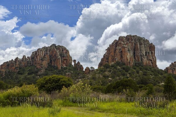 Gigantes Gemelos - Sierra de Órganos, Zacatecas